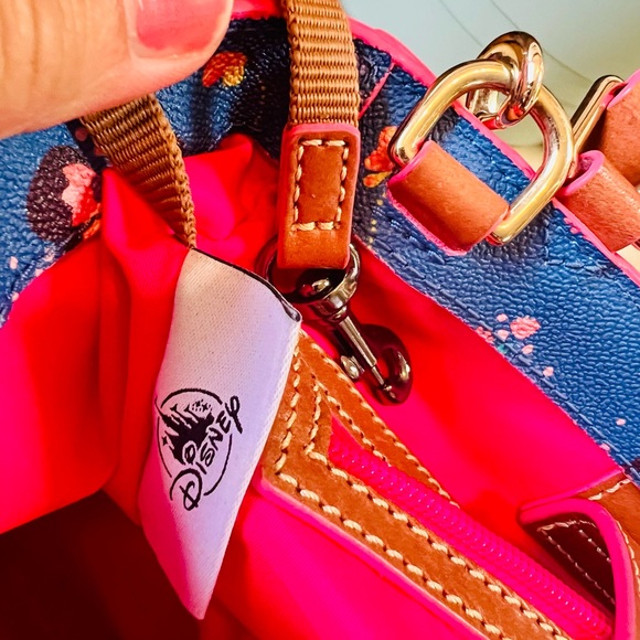 Disney Parks Dooney & Bourke Epcot Minnie Satchel Purse - Picture 11 of 12